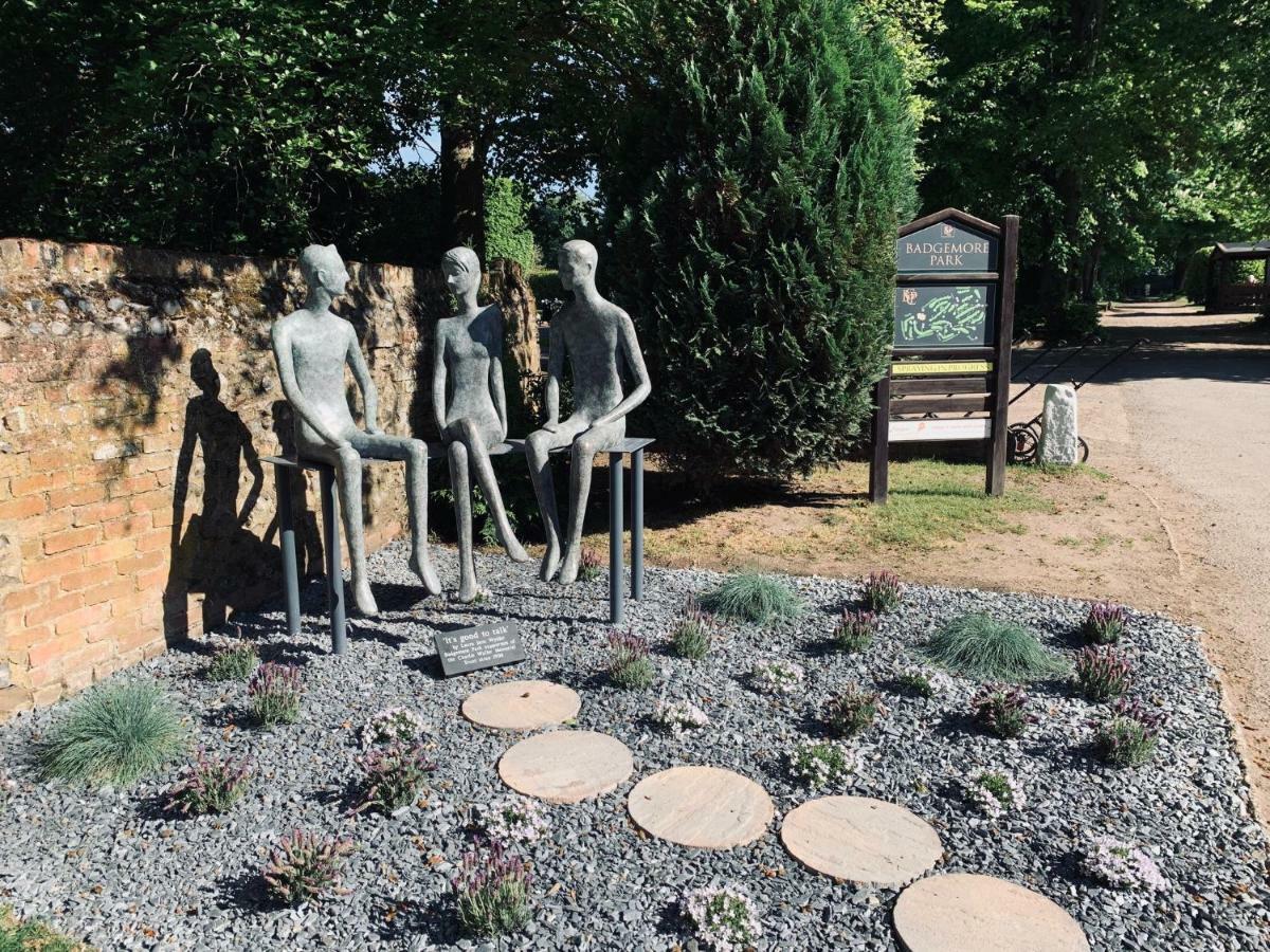 Badgemore Park Henley-on-Thames Extérieur photo